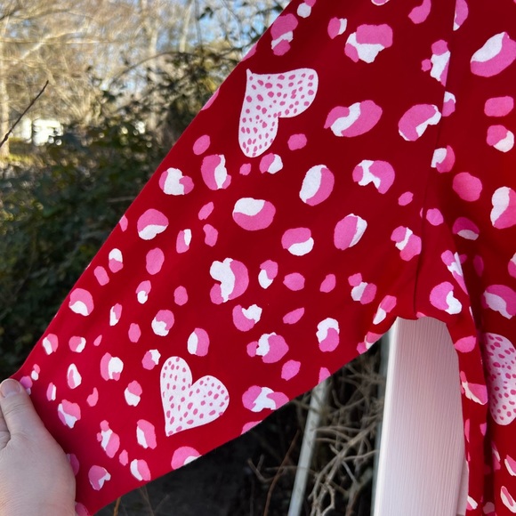 NWT Kim Rogers Fun Red White Polka Dot Heart Pattern 3/4 Sleeve Cotton Top - Picture 3 of 6